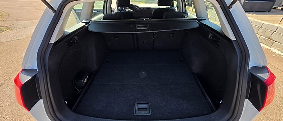 Volkswagen Golf VII 11 of 11