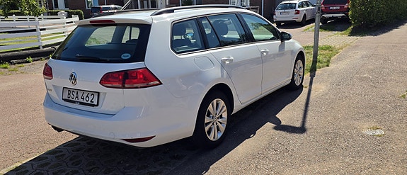 Volkswagen Golf VII 4 of 11
