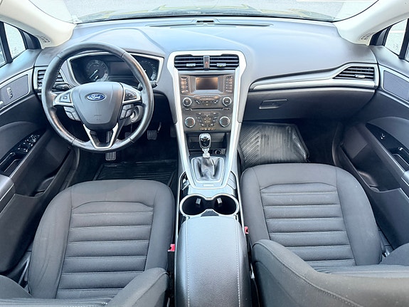 Ford Mondeo 6 of 9