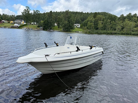 HR 460 Fishing Suzuki 25HK 4 of 7