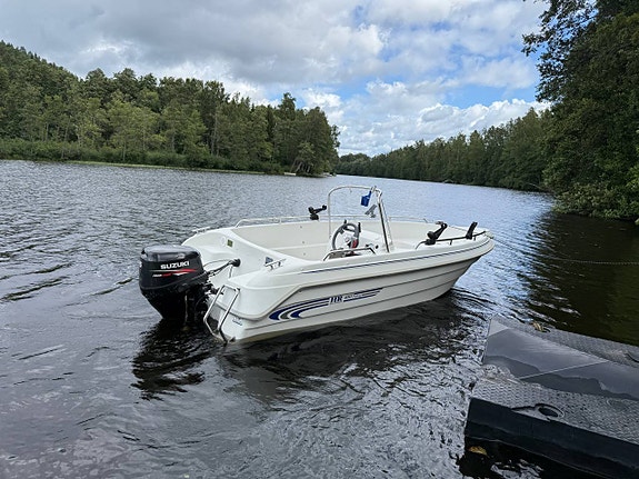 HR 460 Fishing Suzuki 25HK 3 of 7