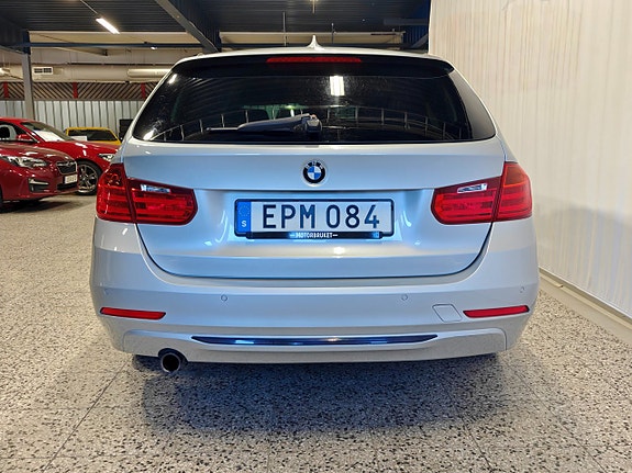 BMW 318 4 of 20