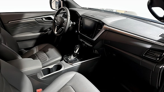 Isuzu D-max 3 of 11