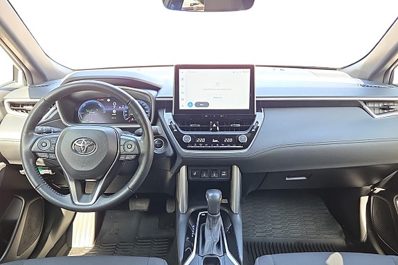 Toyota Corolla Cross 8 of 20