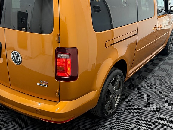 Volkswagen Caddy Maxi 13 of 30