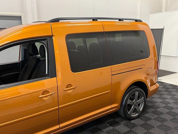 Volkswagen Caddy Maxi 9 of 30