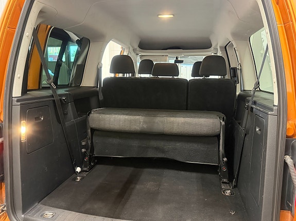 Volkswagen Caddy Maxi 20 of 30