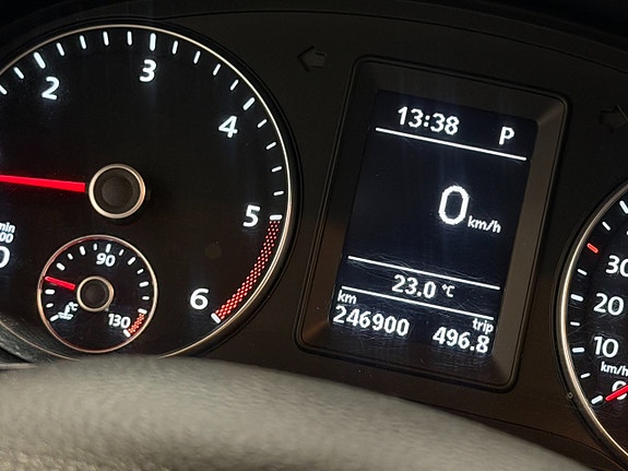 Volkswagen Caddy Maxi 23 of 30