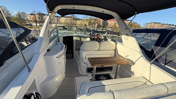Monterey 282 CR -04 / Volvo Penta 8,1L OSI -07 4 of 17