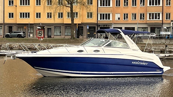 Monterey 282 CR -04 / Volvo Penta 8,1L OSI -07 16 of 17