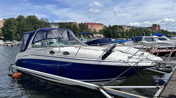 Monterey 282 CR -04 / Volvo Penta 8,1L OSI -07 3 of 17