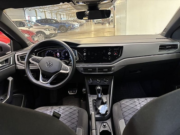 Volkswagen Taigo 8 of 9