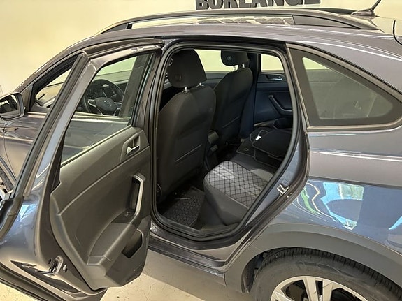 Volkswagen Taigo 7 of 9