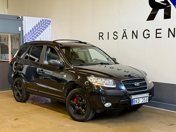 Hyundai Santa Fe 8 of 17