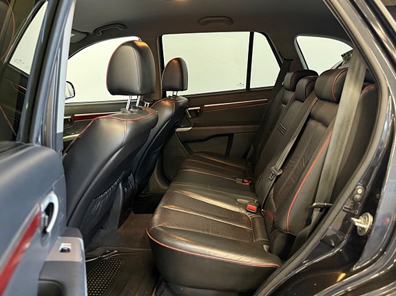 Hyundai Santa Fe 14 of 17