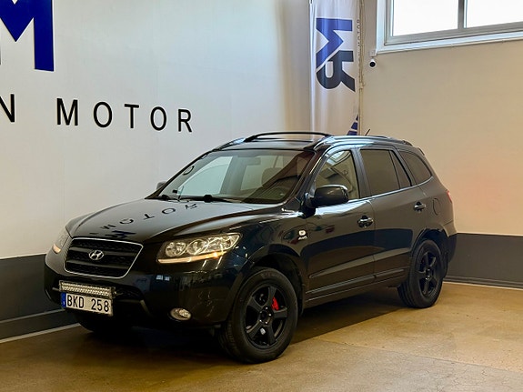 Hyundai Santa Fe 4 of 17