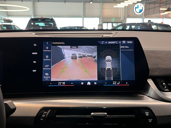BMW iX2 9 of 15