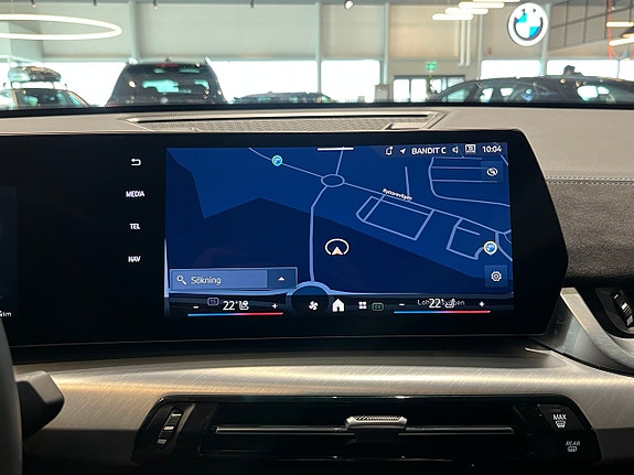 BMW iX2 8 of 15