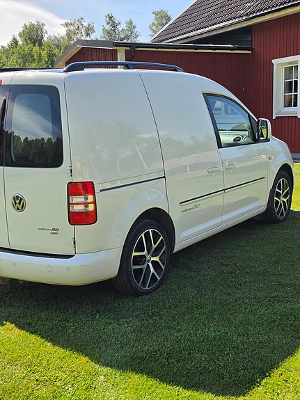 Volkswagen Caddy 4 of 4