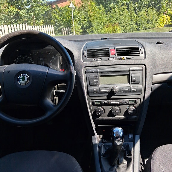 Skoda Octavia 8 of 9