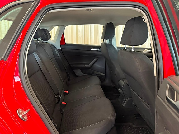 Volkswagen Polo 24 of 26