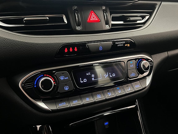 Hyundai i30 17 of 26