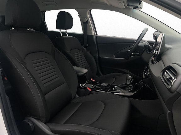 Hyundai i30 9 of 26