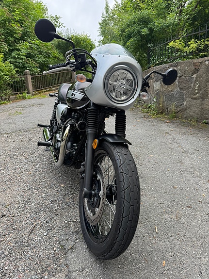 Kawasaki W800, caféracer i modern tappning! A2. 4 of 21