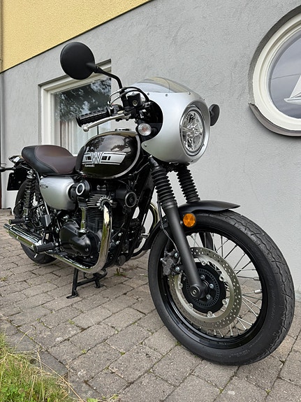 Kawasaki W800, caféracer i modern tappning! A2. 5 of 21