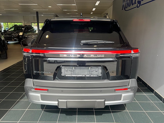 Subaru E-Outback 5 of 18