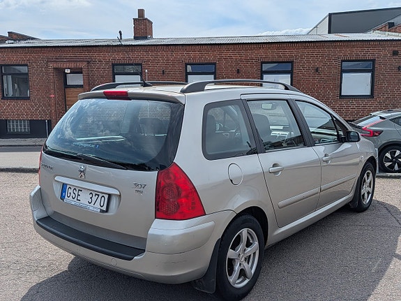 Peugeot 307 4 of 12