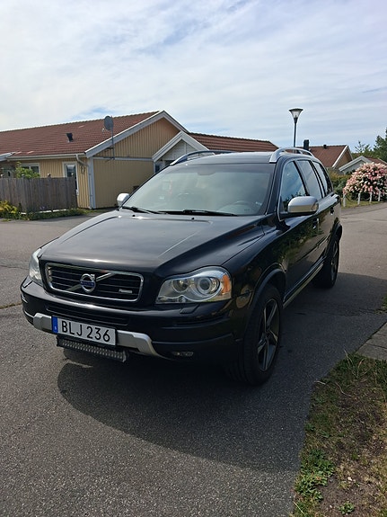 Volvo XC90 9 of 16