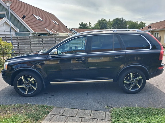 Volvo XC90 8 of 16
