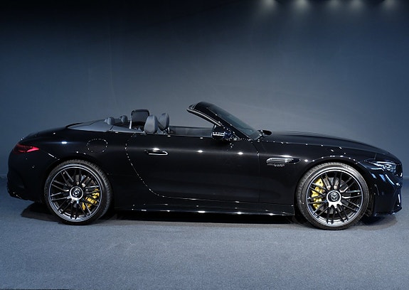 Mercedes-Benz SL63 2 of 7