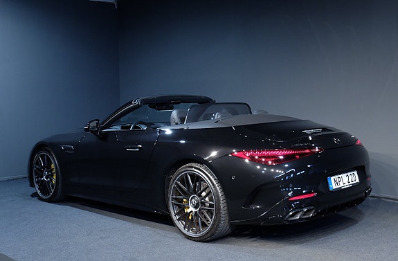 Mercedes-Benz SL63 5 of 7