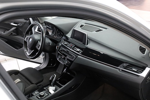 BMW X1 17 of 23
