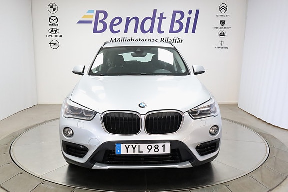 BMW X1 2 of 23