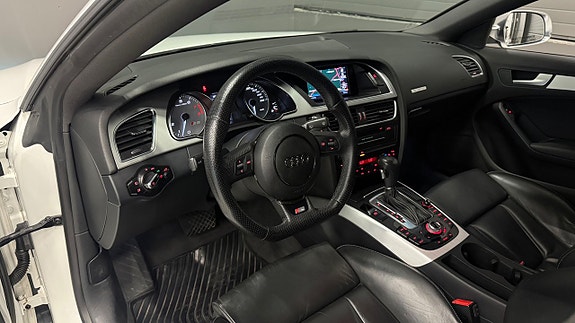 Audi S5 12 of 25