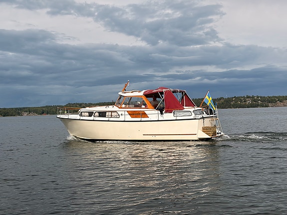 Silje 28, 1972 – Volvo Penta D2-55 2 of 15