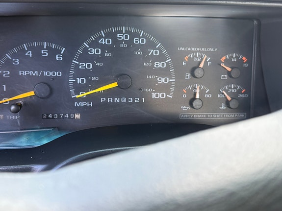Chevrolet K1500 7 of 8