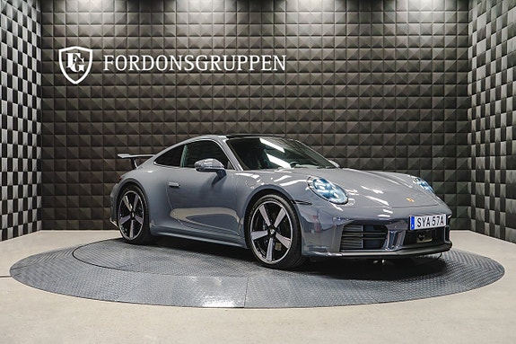 Porsche 911 11 of 27