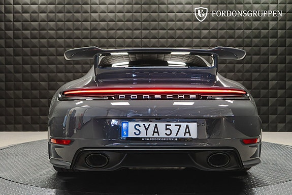 Porsche 911 8 of 27