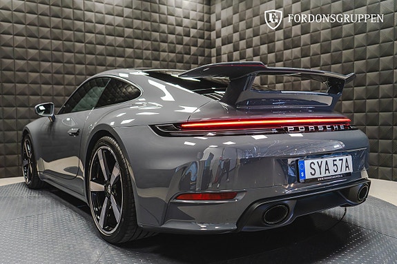 Porsche 911 5 of 27