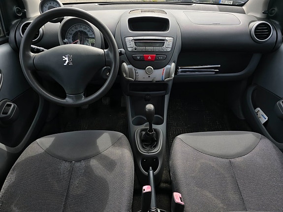 Peugeot 107 7 of 12