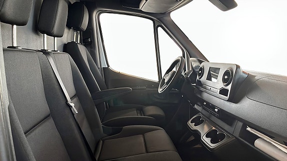 Mercedes-Benz Sprinter 317 3 of 11