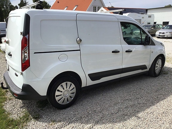 Ford Transit Connect 15 of 28