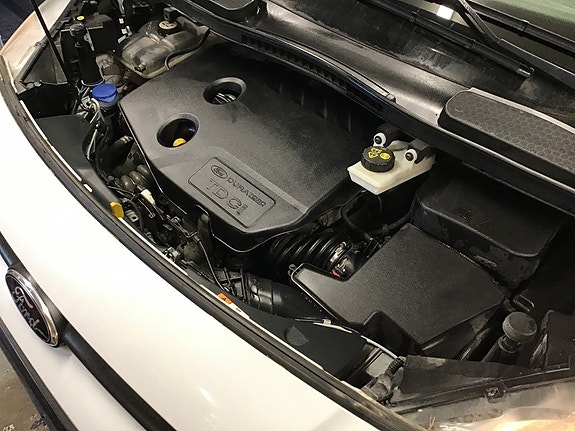 Ford Transit Connect 23 of 28