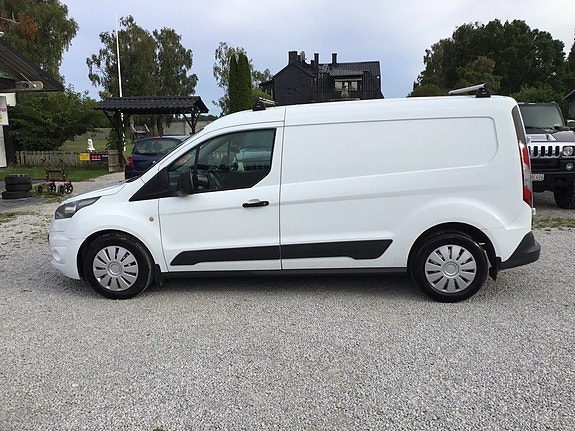Ford Transit Connect 21 of 28