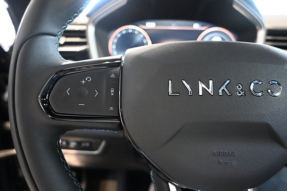 Lynk & Co 01 18 of 23