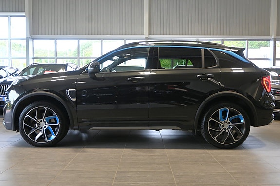 Lynk & Co 01 2 of 23